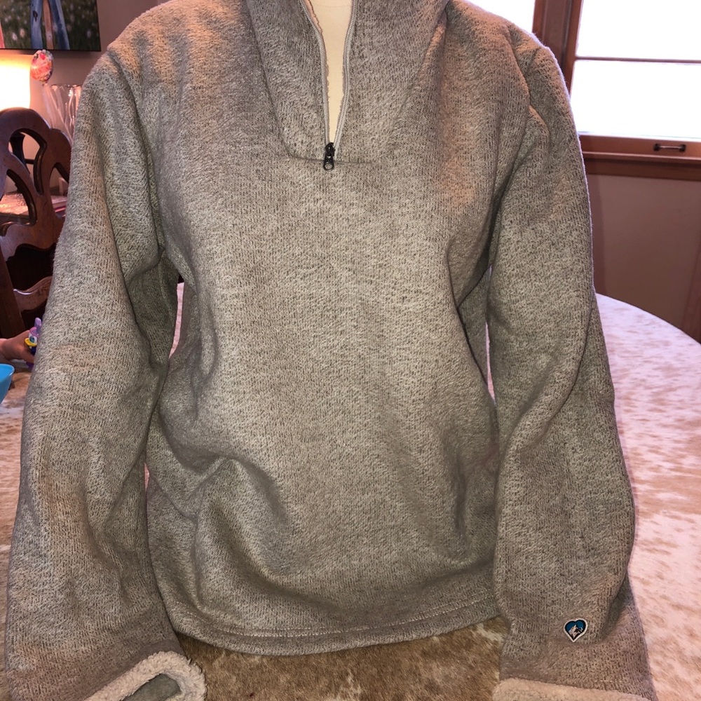 Kuhl women’s fleece sweater, size medium, natural